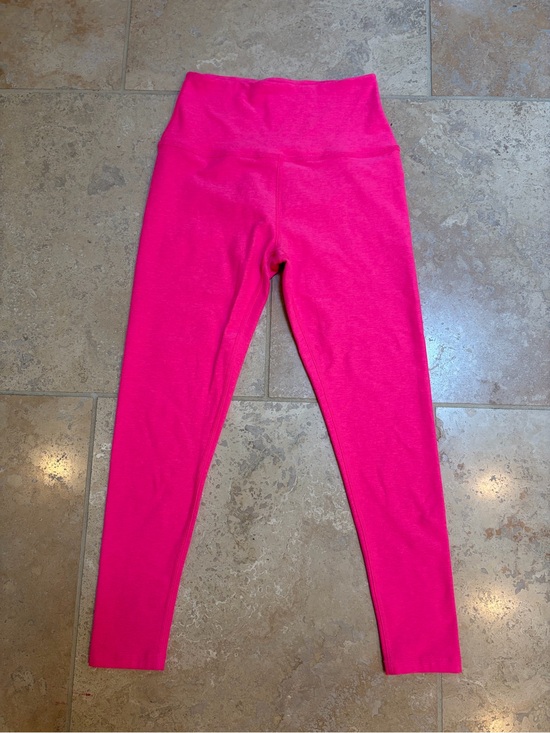 Beyond Yoga Pants - Beyond Yoga neon pink leggings